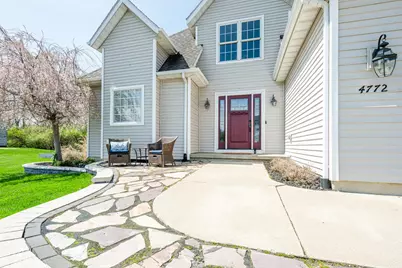 4772 Lauren Lane, Saint Joseph, MI 49085 - Photo 2