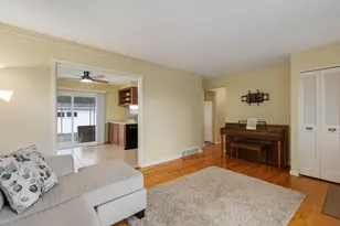 1805 Englewood Ave, Madison Heights, MI 48071 - Photo 4