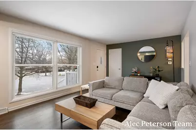 1728 Lenora Terrace NW, Grand Rapids, MI 49504 - Photo 10