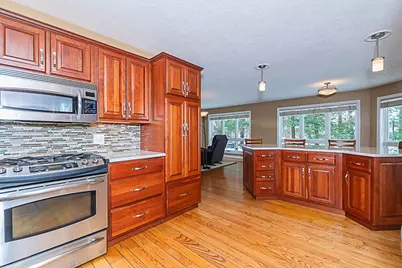 8551 Old Stone Circle, Kalamazoo, MI 49009 - Photo 18