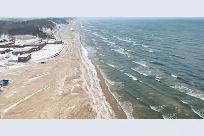 3135 Lakeshore Drive, Muskegon, MI 49441 - Photo 46