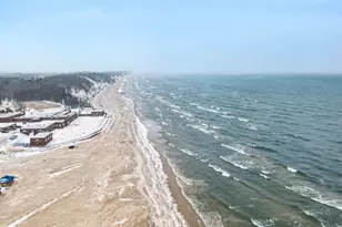 3135 Lakeshore Dr, Muskegon, MI 49441 - Photo 46