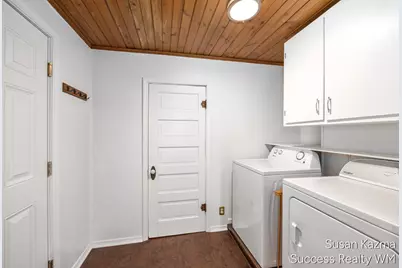 177 Prospect Street, Rockford, MI 49341 - Photo 12