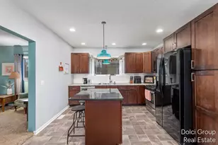 1412 Buffalo Ave NE, Grand Rapids, MI 49505 - Photo 4