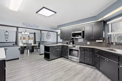 59445 S Lagrave Street, Paw Paw, MI 49079 - Photo 2