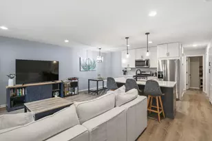 478 Cherry Ln, Holland, MI 49424 - Photo 6