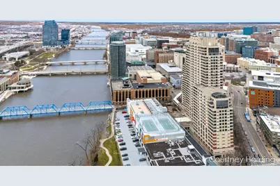 128 Campau Circle NW, Grand Rapids, MI 49503 - Photo 40