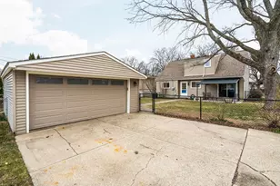 235 Burroughs St, Plymouth, MI 48170 - Photo 54