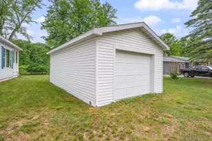 15220 NW Rapids Dr, Hersey, MI 49639 - Photo 6
