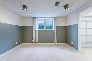 396 Berkshire Dr, Saline, MI 48176 - Photo 36