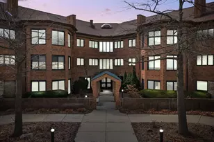 2115 Nature Cove Ct, Ann Arbor, MI 48104 - Photo 2