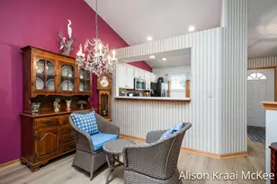 5923 West Lyn Haven Dr SE, Grand Rapids, MI 49512 - Photo 8