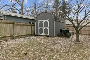 2023 Michael Ave SW, Wyoming, MI 49509 - Photo 20