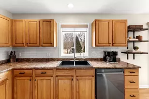 8522 Pebble Dr NE, Rockford, MI 49341 - Photo 16