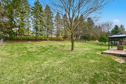 254 Ridgewood Court, Ionia, MI 48846 - Photo 16