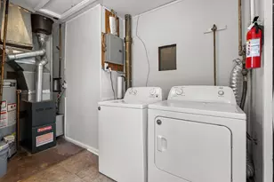 826 Fulton St, Kalamazoo, MI 49001 - Photo 10