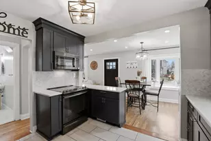 325 N Evergreen St, Plymouth, MI 48170 - Photo 14