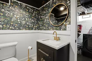 325 N Evergreen St, Plymouth, MI 48170 - Photo 36