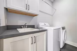 8138 Boardwalk Dr SW, Byron Center, MI 49315 - Photo 18