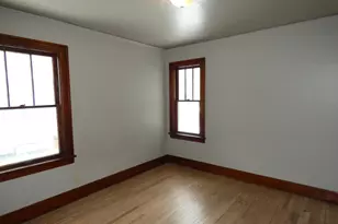 627 E Main St, Benton Harbor, MI 49022 - Photo 16