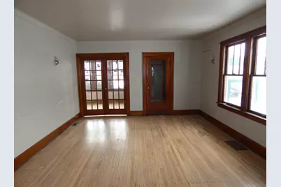 627 E Main Street, Benton Harbor, MI 49022 - Photo 12