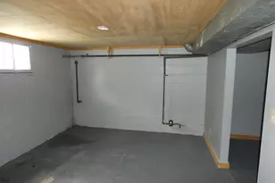 627 E Main St, Benton Harbor, MI 49022 - Photo 24