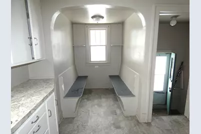 627 E Main Street, Benton Harbor, MI 49022 - Photo 6