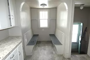 627 E Main St, Benton Harbor, MI 49022 - Photo 6