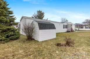 360 E Tuttle Rd, Ionia, MI 48846 - Photo 4