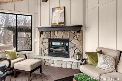 2520 Blackberry Lane NE, Grand Rapids, MI 49525 - Photo 24