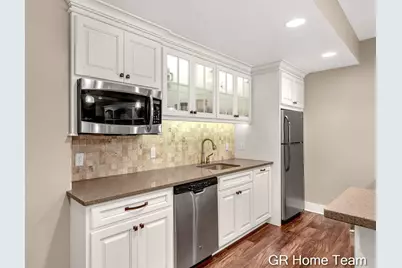 2520 Blackberry Lane NE, Grand Rapids, MI 49525 - Photo 52