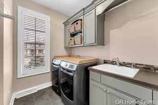 2520 Blackberry Ln NE, Grand Rapids, MI 49525 - Photo 28