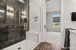 4219 Village Green Dr, Freeland, MI 48623 - Photo 24