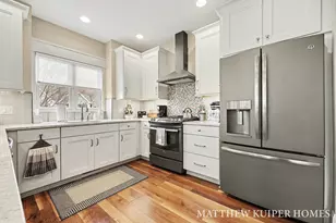 6505 Andre's Xing, Grandville, MI 49418 - Photo 12