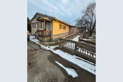 1302 N Eaton Street, Albion, MI 49224 - Photo 4