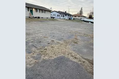 1302 N Eaton Street, Albion, MI 49224 - Photo 10