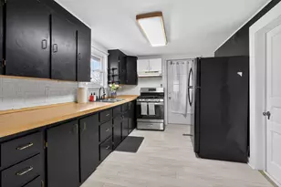 2636 Hickory St, Jackson, MI 49202 - Photo 12