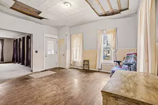 108 S Michigan Ave, Vicksburg, MI 49097 - Photo 4