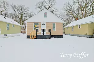 3025 Waalkes St, Muskegon, MI 49444 - Photo 2