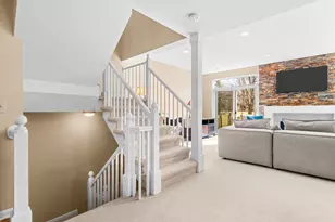 2705 Maitland Dr, Ann Arbor, MI 48105 - Photo 6