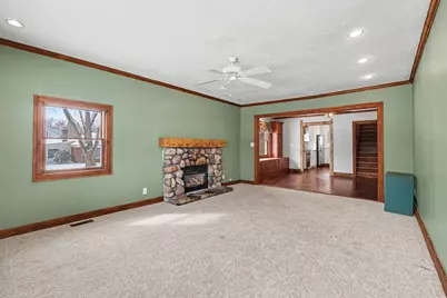 2407 Fairfield Avenue, Kalamazoo, MI 49048 - Photo 4