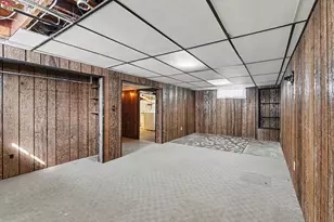 2407 Fairfield Ave, Kalamazoo, MI 49048 - Photo 22