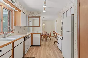 2095 Lakeshore Dr, Fennville, MI 49408 - Photo 16