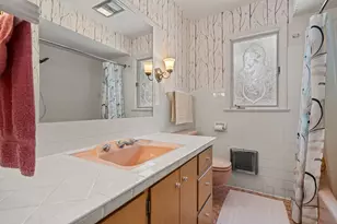 2095 Lakeshore Dr, Fennville, MI 49408 - Photo 26