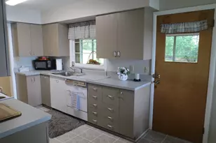 890 White Lake Rd, Pleasant Lake, MI 49272 - Photo 16