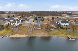 36580 N Pointe Dr, New Baltimore, MI 48047 - Photo 64