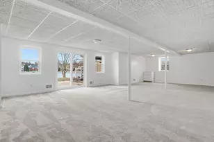 36580 N Pointe Dr, New Baltimore, MI 48047 - Photo 38