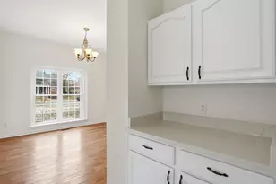 36580 N Pointe Dr, New Baltimore, MI 48047 - Photo 22