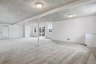 36580 N Pointe Dr, New Baltimore, MI 48047 - Photo 42