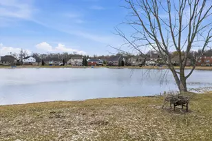 36580 N Pointe Dr, New Baltimore, MI 48047 - Photo 62